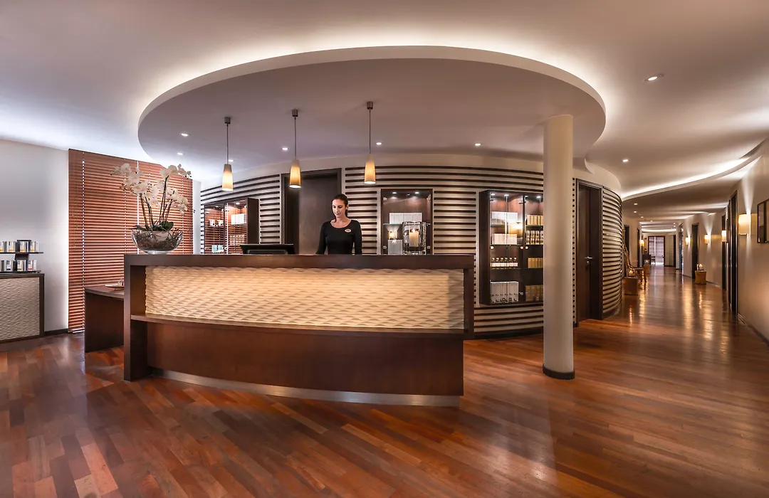 Steigenberger Hotel Treudelberg Hamburg-1